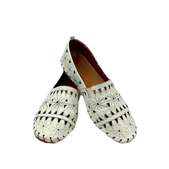 Spring Step Women's US 10.5 White Fusaro Loafer Flat Shoes Laser Cut Boho Sz 42 - Picture 1 of 8